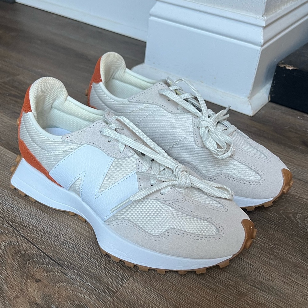 New Balance 327 Lifestyle Shoes